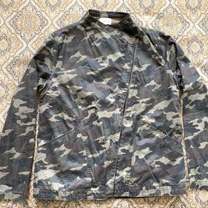 NWOT Sugar+Lips Camo Jacket, women’s medium